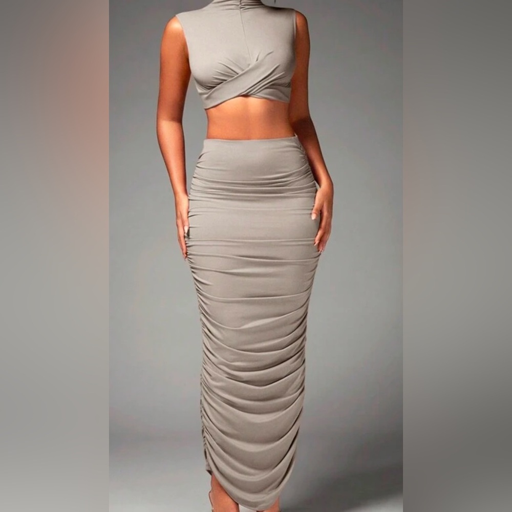 TWO PIECE OUTFIT